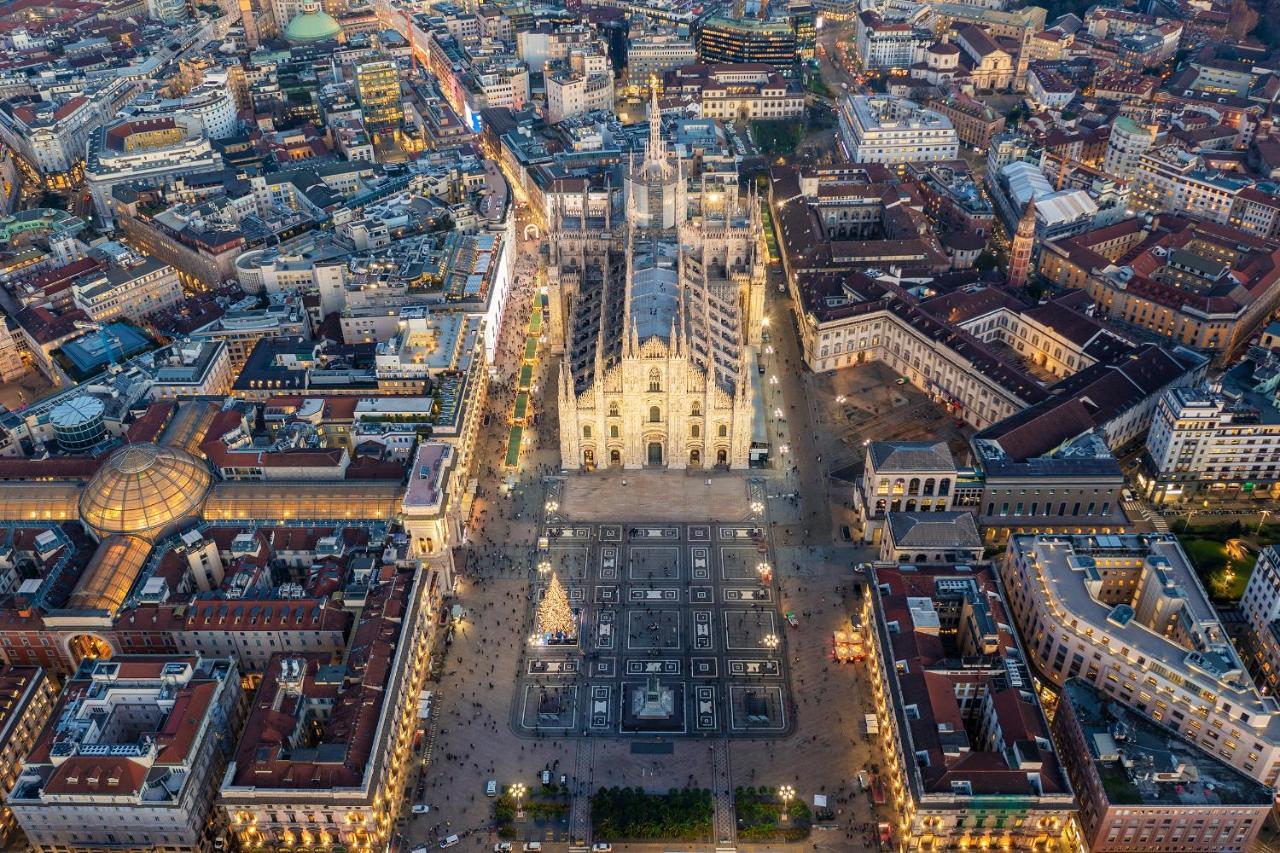 Small suite in the Heart  Milano Esterno foto