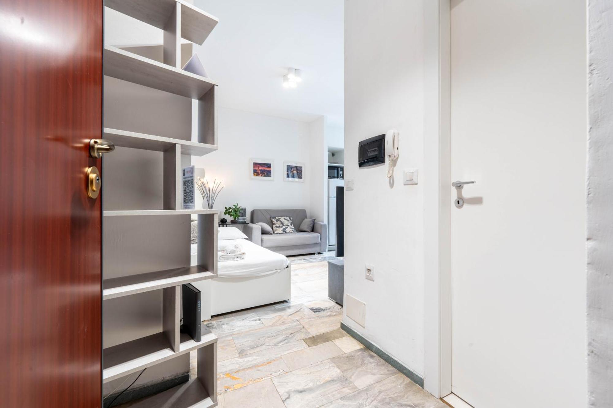 Small suite in the Heart  Milano Esterno foto