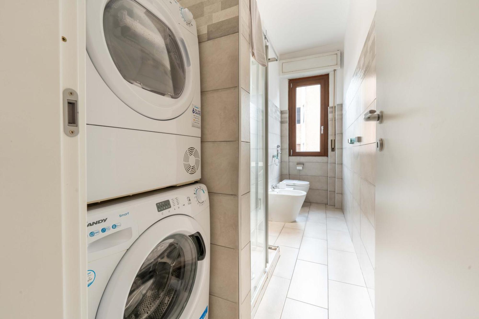 Small suite in the Heart  Milano Esterno foto